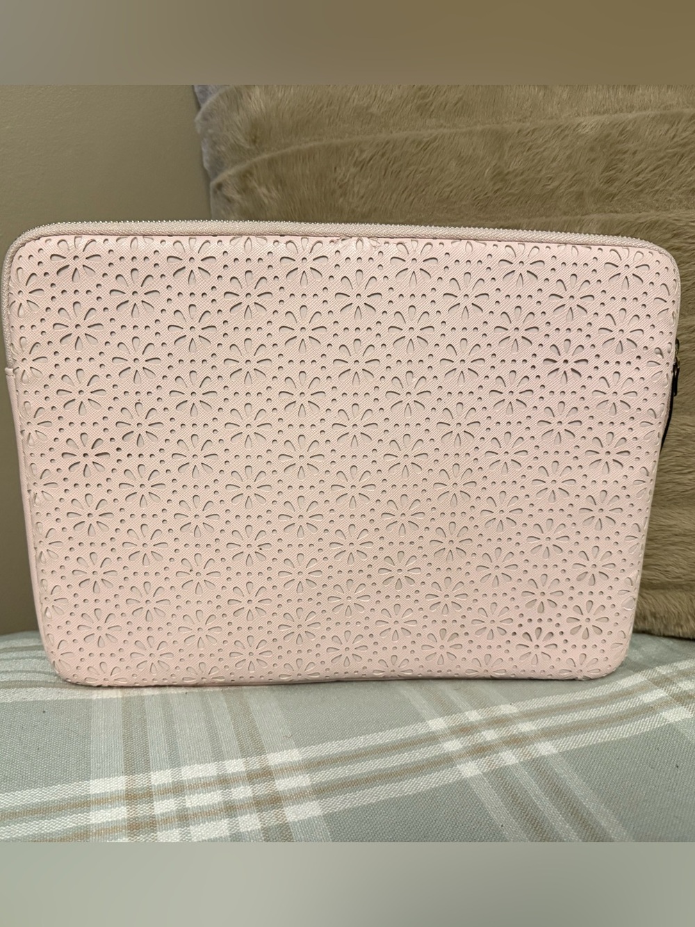 Kate Spade Pink Laser Cut Floral Laptop Sleeve - 13” - Picture 2 of 5